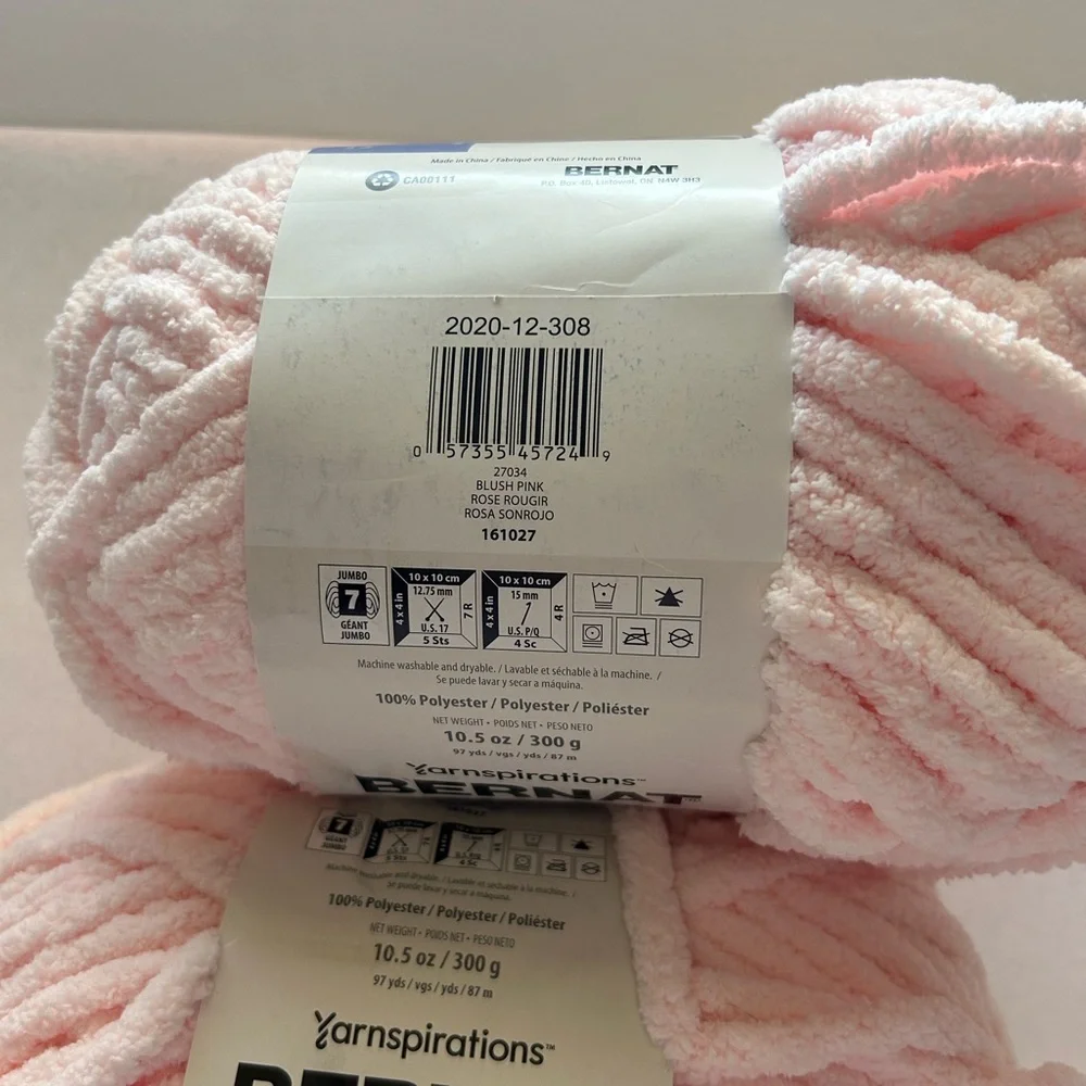 Bernat Blanket Extra lot of 2 skeins in blush pink. Price is for two of them. - Picture 2 of 4
